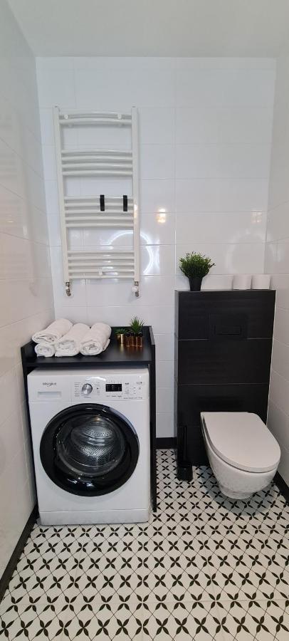 Mazovia Gold Apartament Płock Buitenkant foto